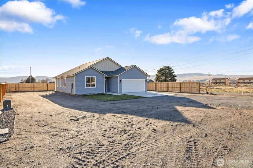 Property photo for 606 4th Street, Mattawa photo 29