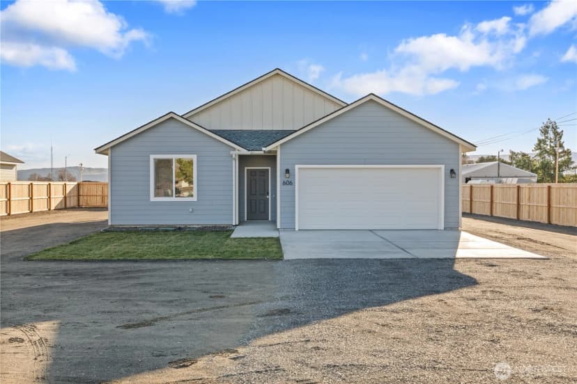 Property photo for 606 4th Street, Mattawa photo 31