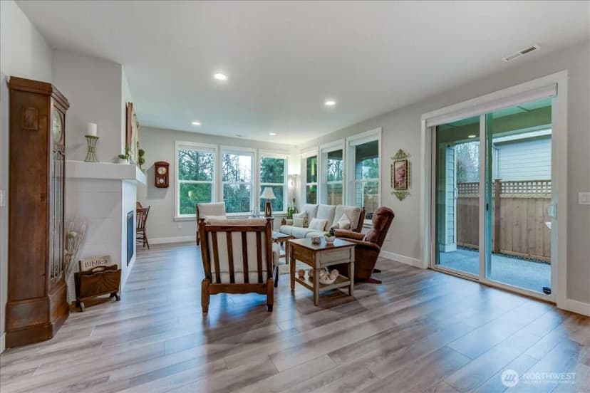 Property photo for 17909 145th Street E, Bonney Lake photo 7