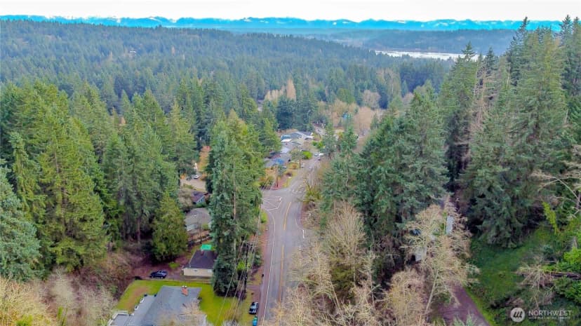 Property photo for 2415 Ne 178th Street, Shoreline photo 10