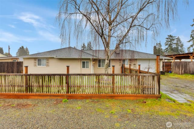 Property photo for 10915 Davisson Road Sw, Lakewood