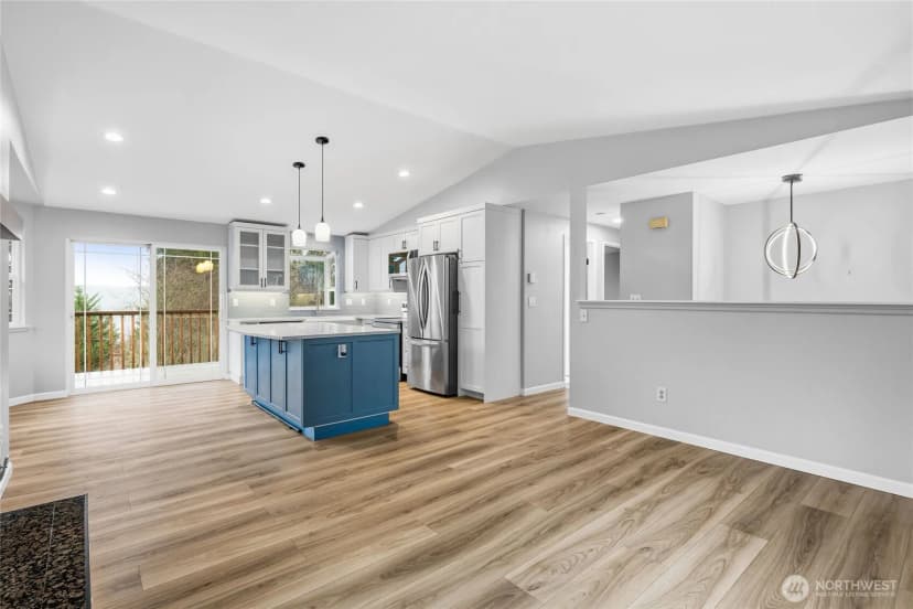 Property photo for 5824 Olive Avenue Ne, Bremerton photo 8
