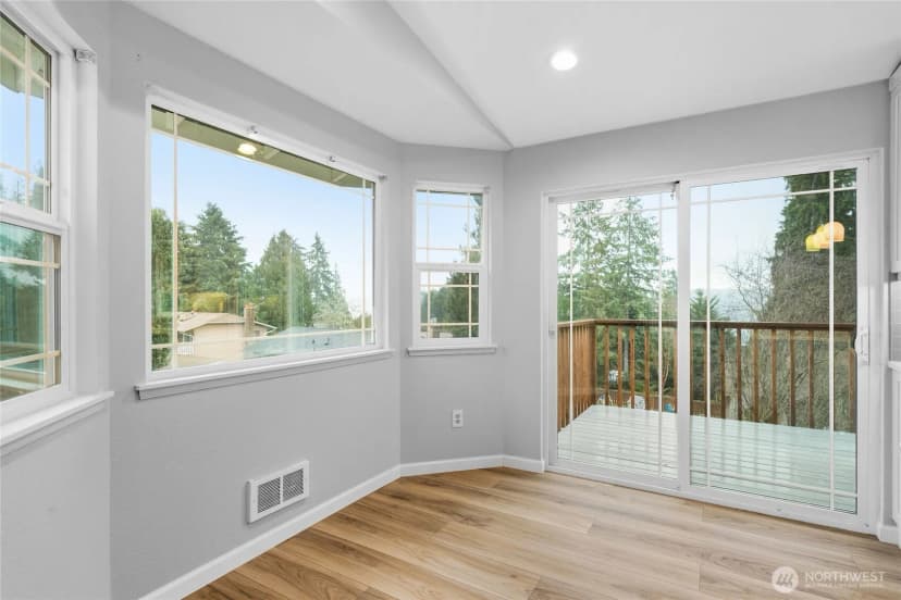Property photo for 5824 Olive Avenue Ne, Bremerton photo 2