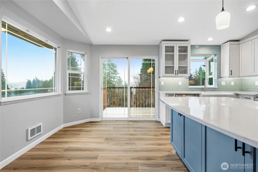 Property photo for 5824 Olive Avenue Ne, Bremerton photo 13