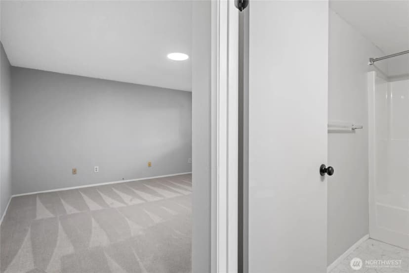 Property photo for 5824 Olive Avenue Ne, Bremerton photo 30