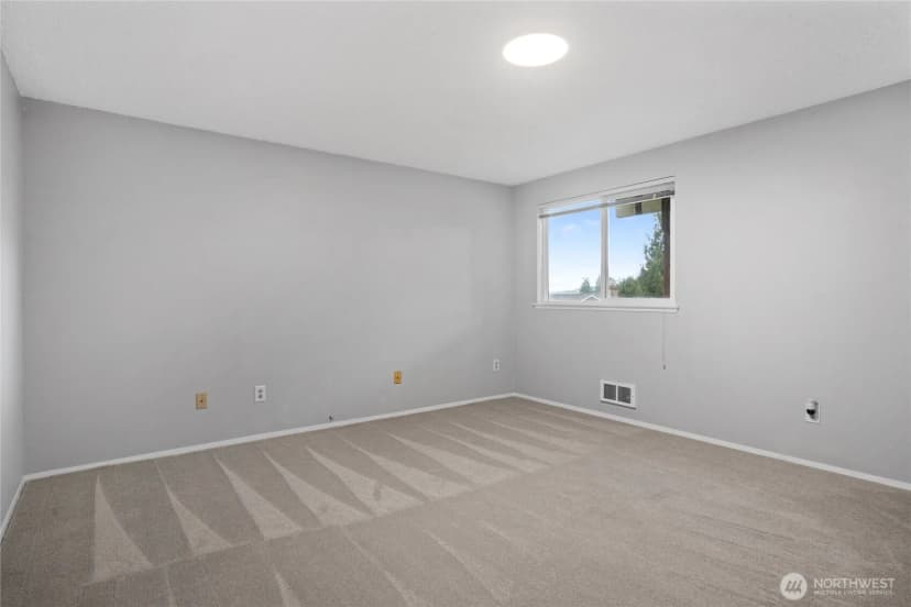 Property photo for 5824 Olive Avenue Ne, Bremerton photo 27