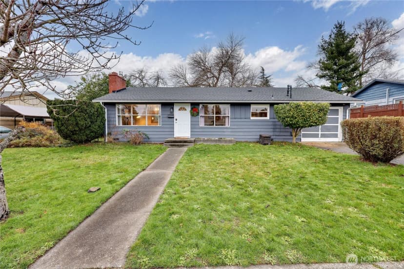 Property photo for 944 E 31st Street, Bremerton photo 4