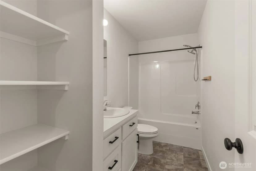 Property photo for 504 Powell Ave, Winlock photo 26