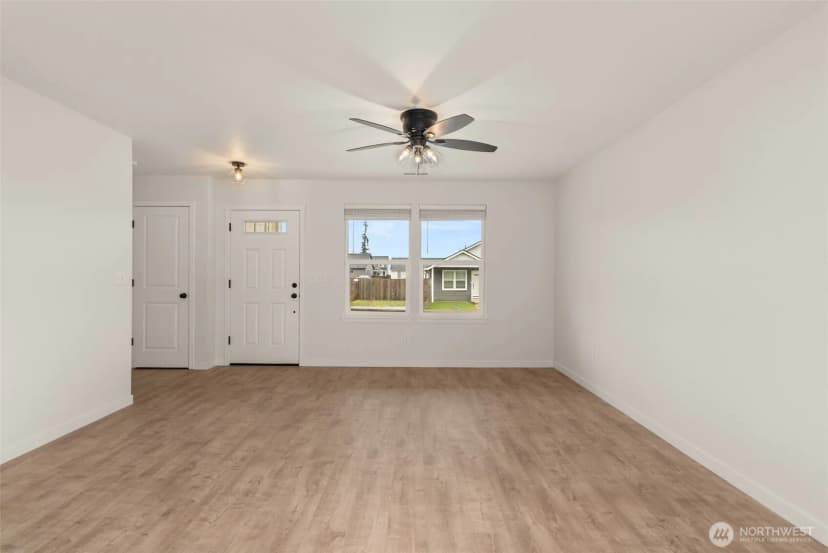 Property photo for 504 Powell Ave, Winlock photo 11