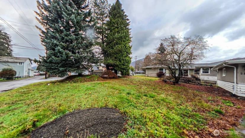 Property photo for 283 Division Avenue, Morton photo 3