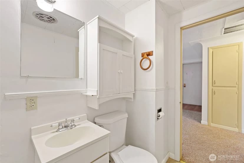 Property photo for 821 Roosevelt Street Ne, Olympia photo 27