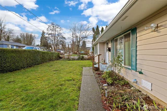 Property photo for 821 Roosevelt Street Ne, Olympia photo 5