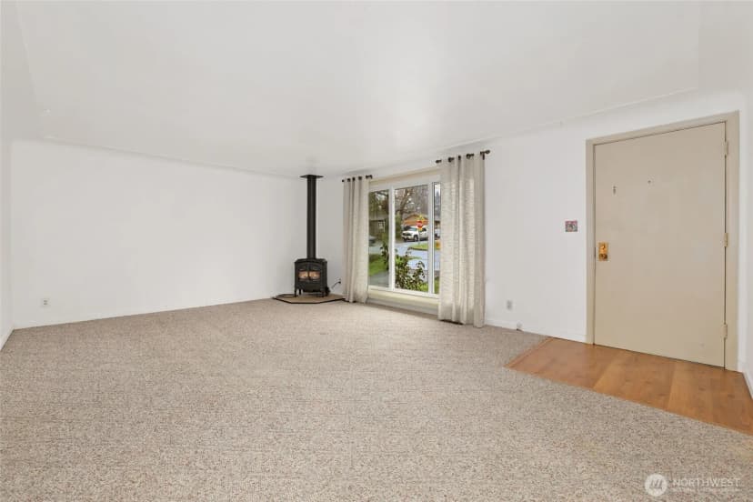 Property photo for 821 Roosevelt Street Ne, Olympia photo 6