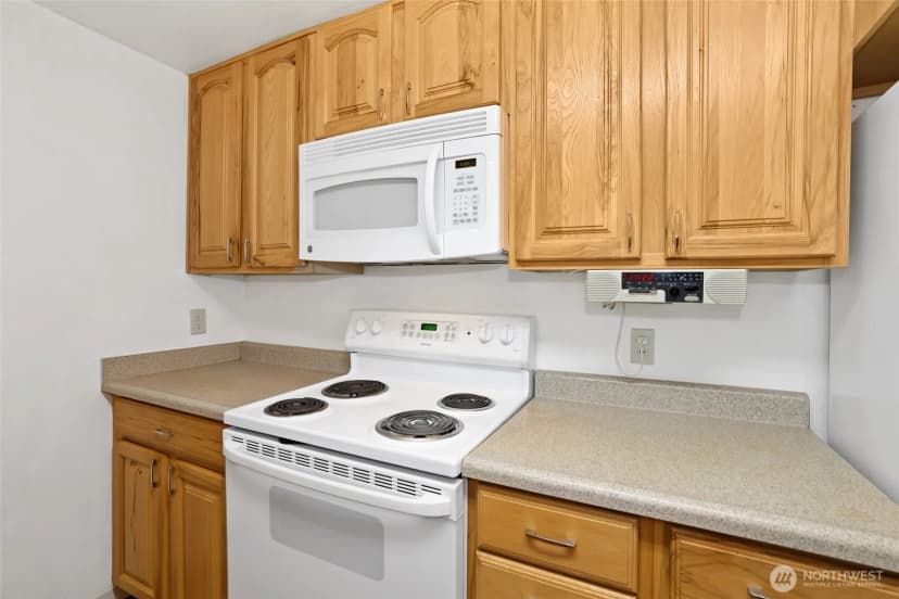 Property photo for 821 Roosevelt Street Ne, Olympia photo 14