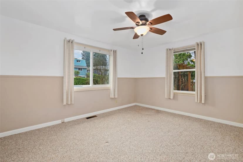 Property photo for 821 Roosevelt Street Ne, Olympia photo 23