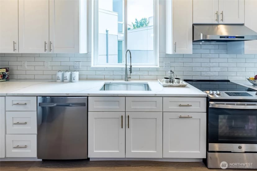 Property photo for 1015 Sturgus Avenue S #a, Seattle photo 16
