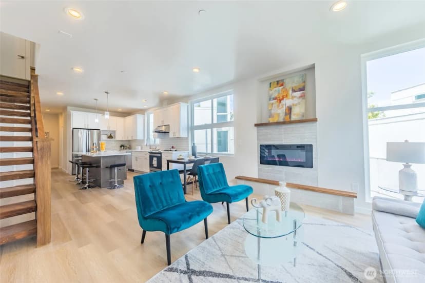 Property photo for 1015 Sturgus Avenue S #a, Seattle photo 8