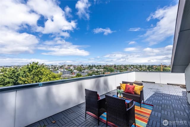 Property photo for 1015 Sturgus Avenue S #a, Seattle photo 4