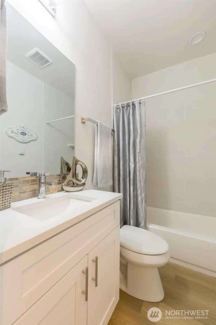 Property photo for 1015 Sturgus Avenue S #a, Seattle photo 23