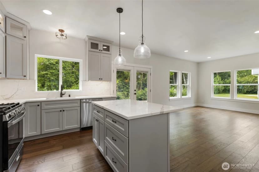 Property photo for 36651 Tamarack Drive Ne, Hansville photo 9