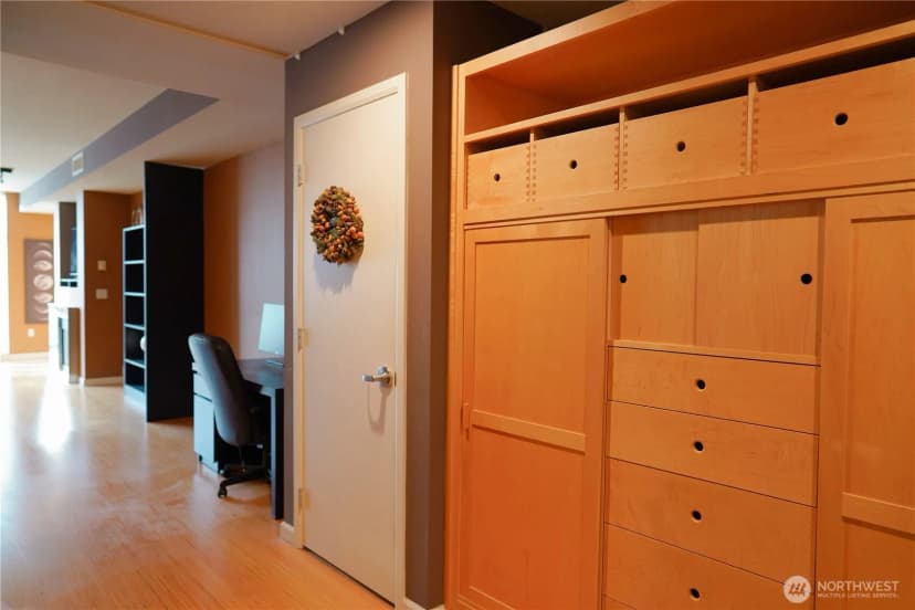 Property photo for 17 W Mercer Street #207, Seattle photo 19