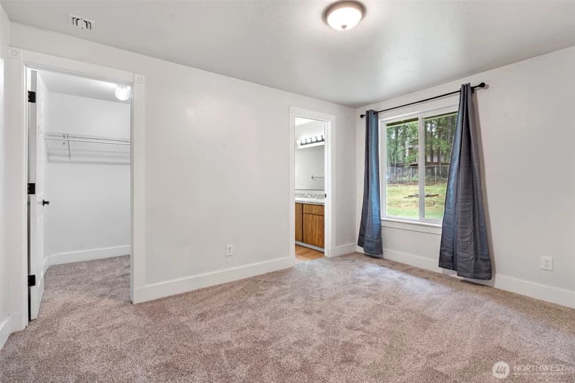 Property photo for 13711 98th Avenue Ct Nw, Gig Harbor photo 16