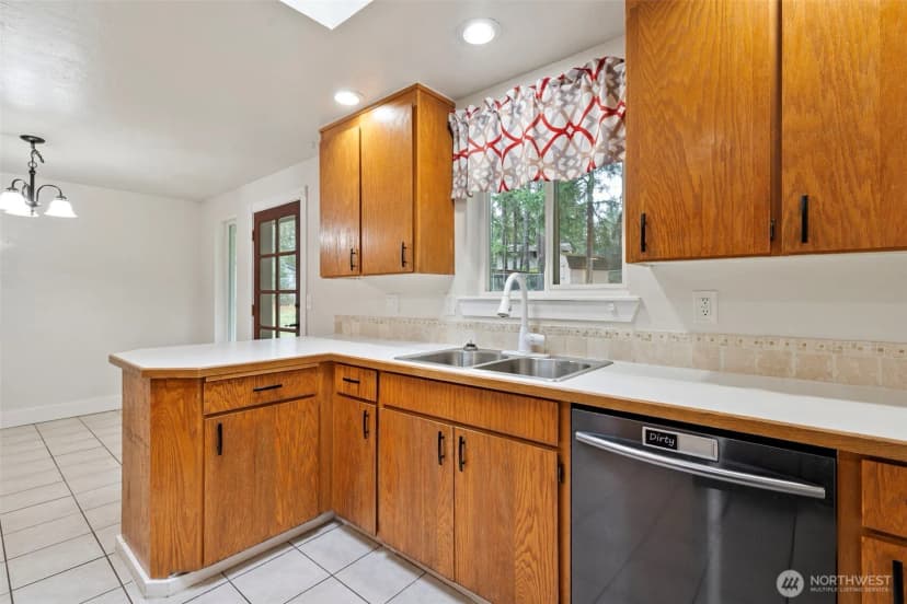 Property photo for 13711 98th Avenue Ct Nw, Gig Harbor photo 12
