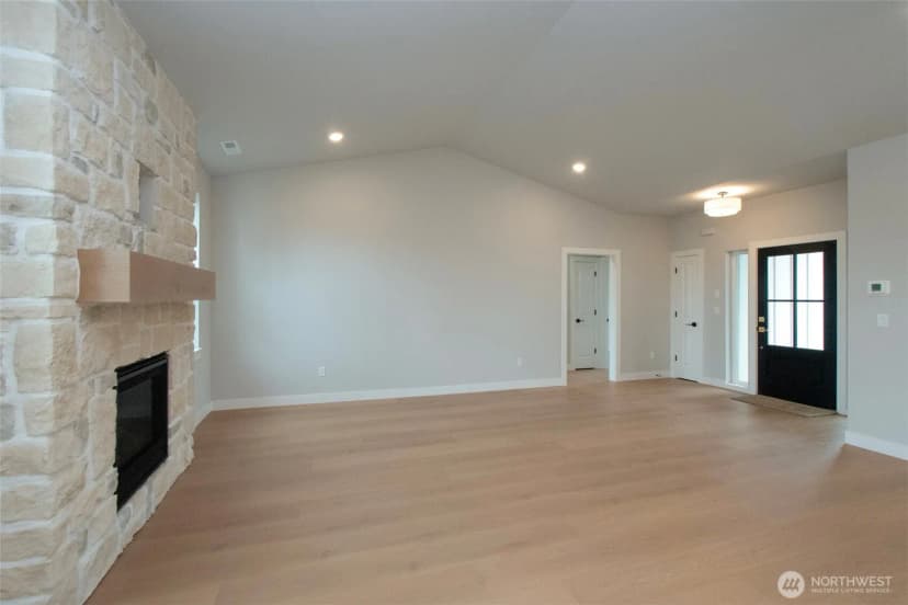 Property photo for 61 Sussex Court #19, Sequim photo 13