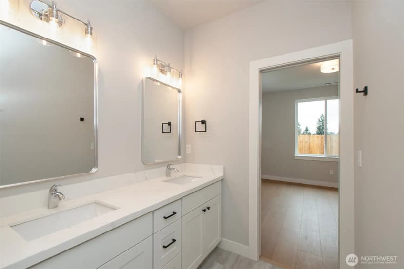 Property photo for 61 Sussex Court #19, Sequim photo 22