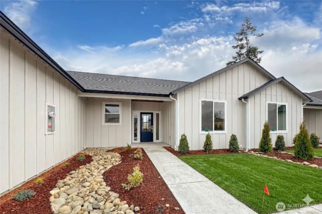 Property photo for 61 Sussex Court #19, Sequim photo 2