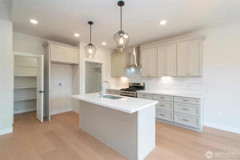 Property photo for 68 Sussex Court #22, Sequim photo 8