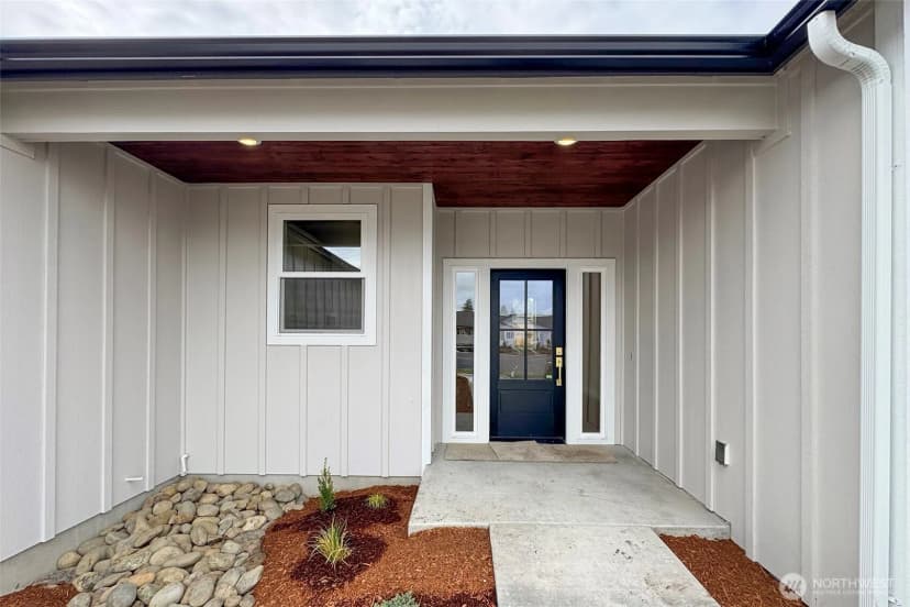 Property photo for 68 Sussex Court #22, Sequim photo 3