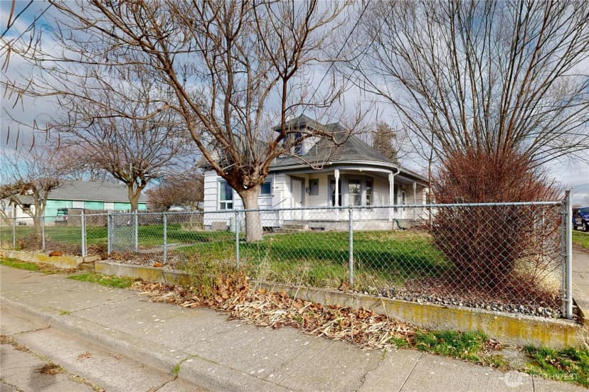Property photo for 702 Wilson Street, Walla Walla photo 32