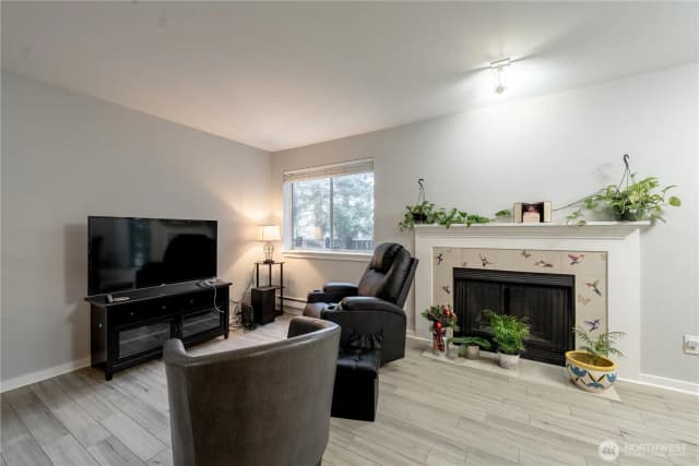 Property photo for 15415 35th Avenue W #f204, Lynnwood photo 5