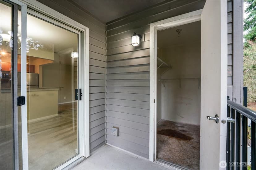 Property photo for 15415 35th Avenue W #f204, Lynnwood photo 33