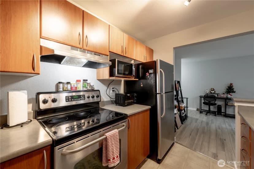 Property photo for 15415 35th Avenue W #f204, Lynnwood photo 17