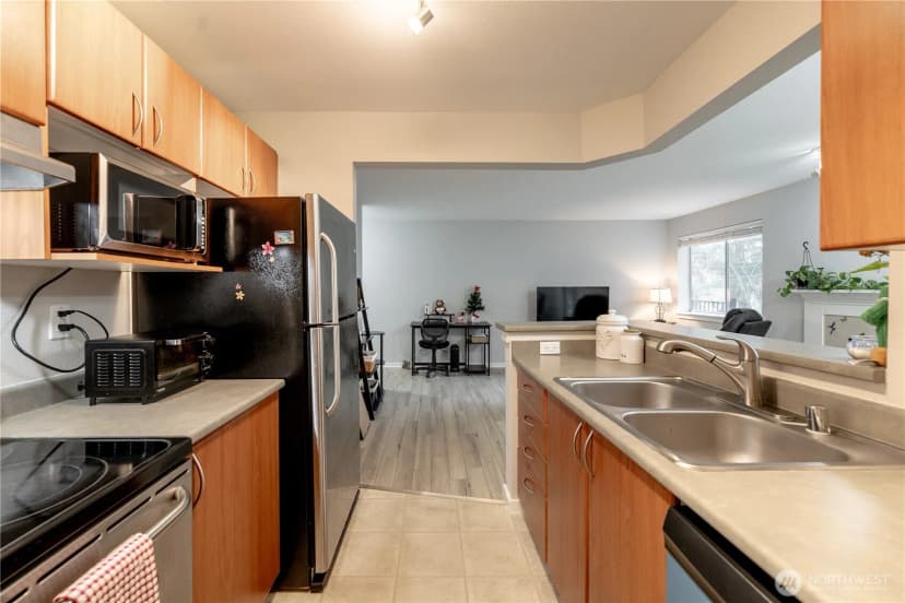 Property photo for 15415 35th Avenue W #f204, Lynnwood photo 19