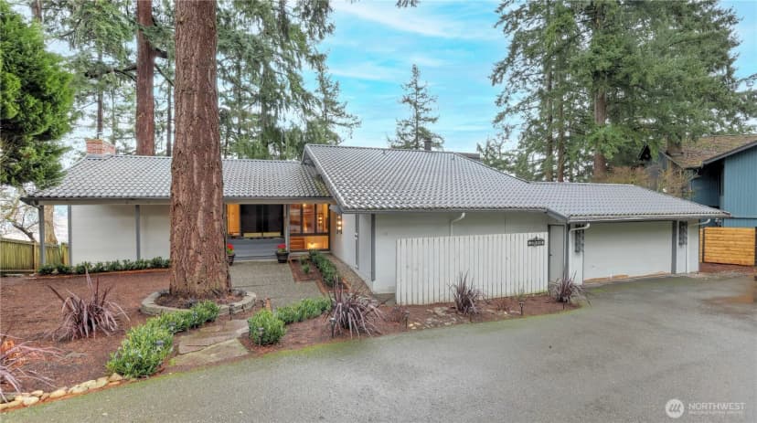 Property photo for 7808 89th Place Se, Mercer Island photo 2