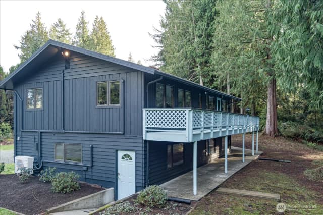 Property photo for 4282 Witter Road, Langley photo 2
