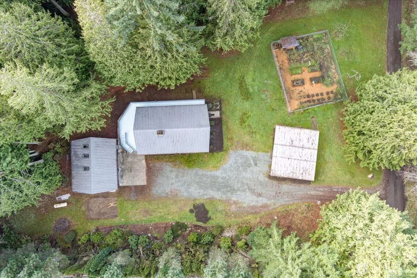 Property photo for 4282 Witter Road, Langley photo 35