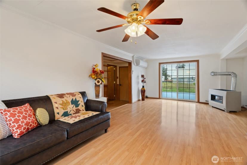 Property photo for 7007 Dahlberg Road, Ferndale photo 12