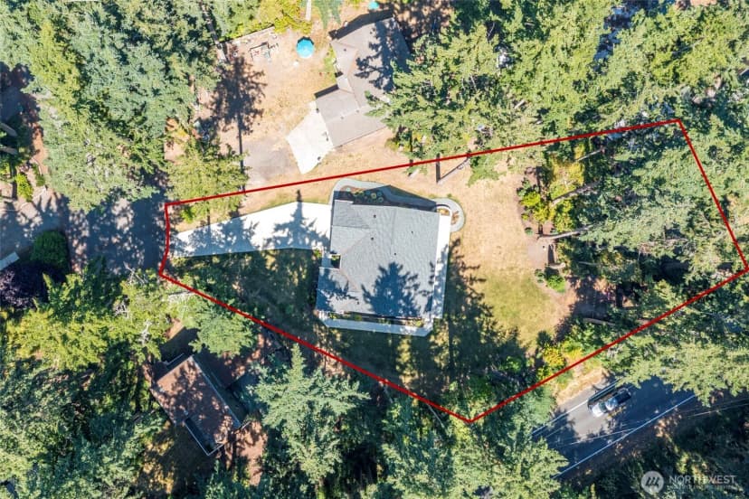 Property photo for 311 Rosewood Court, Coupeville photo 4