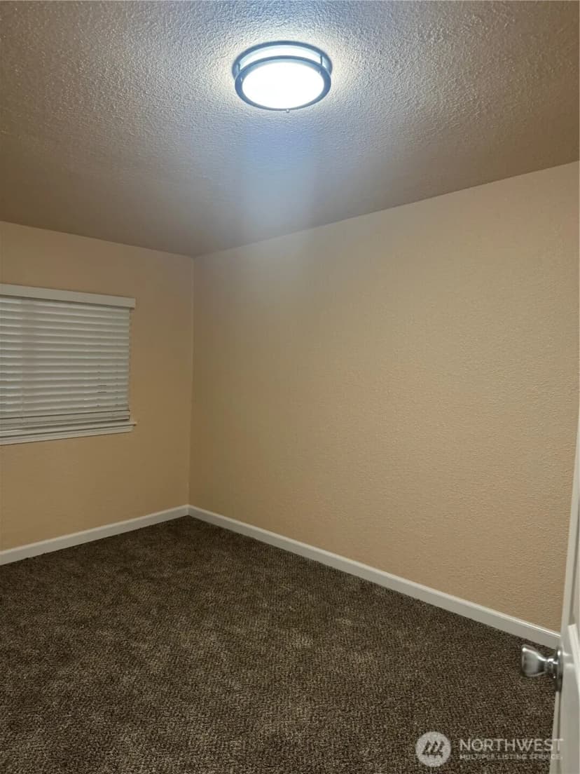 Property photo for 1833 Eastside Street Se, Olympia photo 9