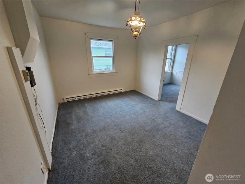 Property photo for 211 E Commercial Street, Dayton photo 9
