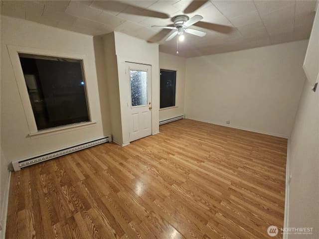 Property photo for 211 E Commercial Street, Dayton photo 2
