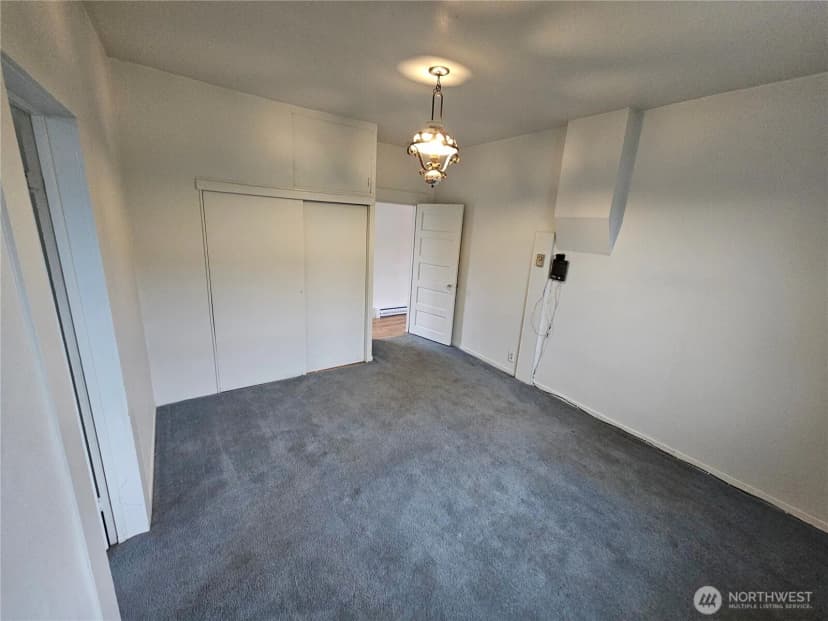 Property photo for 211 E Commercial Street, Dayton photo 10