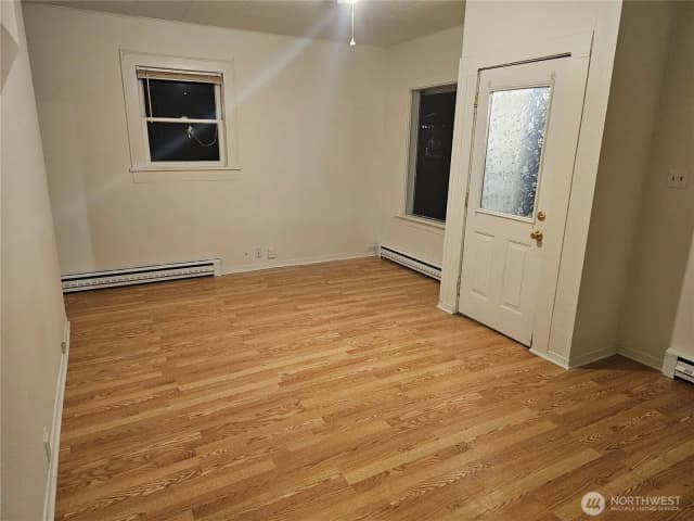 Property photo for 211 E Commercial Street, Dayton photo 3