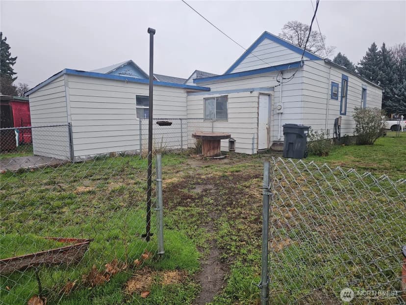 Property photo for 211 E Commercial Street, Dayton photo 25