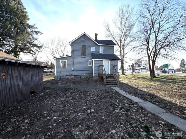 Property photo for 914 Morgan St, Davenport photo 3