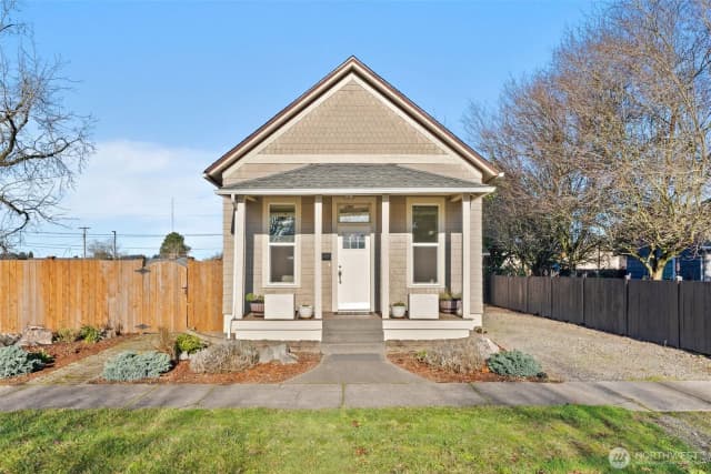 Property photo for 709 W Plum Street, Centralia